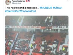 Meme-meme MU yang Makin Babak Belur