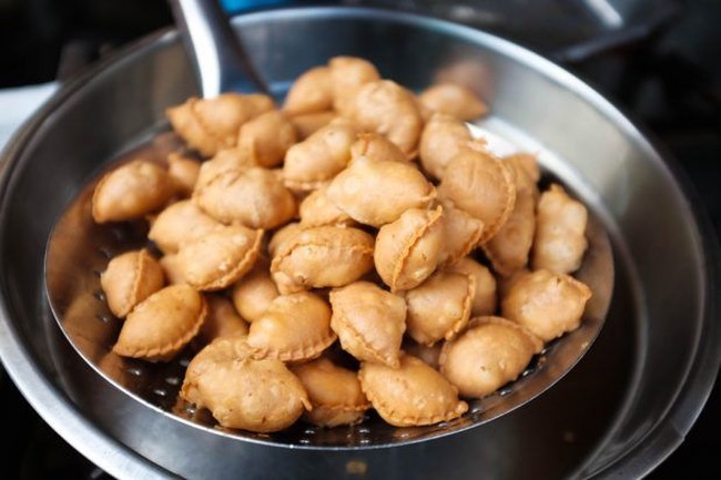 5 Makanan Manis yang Membawa Keberuntungan