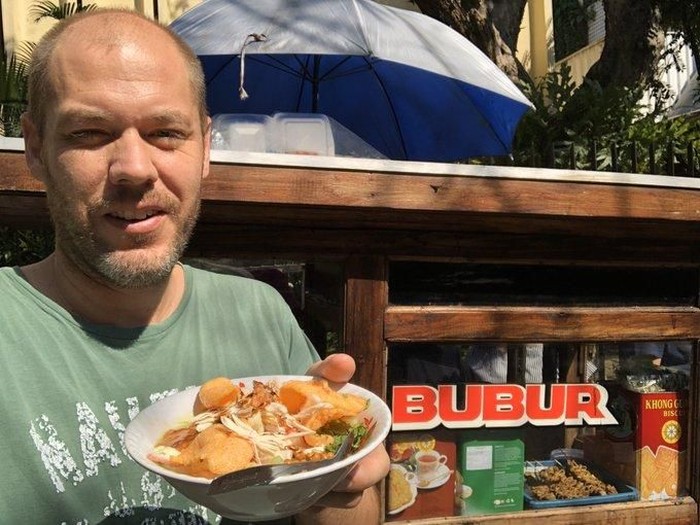 Sebut Bubur Ayam Lebih Enak dari English Breakfast, Bule 