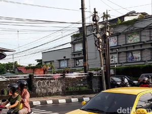 Sering Viral Jadi Meme, Ini Kisah di Balik Mirota Kampus Jogja