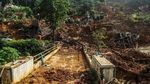 Desa Ini Terisolir Akibat Tertimbun Longsor di Lebak Banten