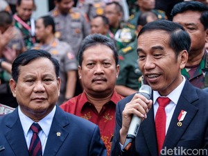 Arahan Jokowi ke Prabowo di Tengah Dilema Alutsista