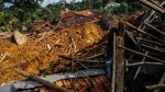 Desa Ini Terisolir Akibat Tertimbun Longsor di Lebak Banten