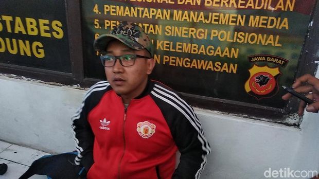 Mantan istri Sule