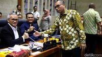 Diketahui rapat tersebut membahas kerangka acuan kegiatan (Terms of Refences) Panja serta menyusun program kerja Panja terkait permasalahan asuransi Jiwasraya.