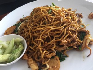 Ayam Garam Buatan Resto Rumahan yang Sederhana Lezat