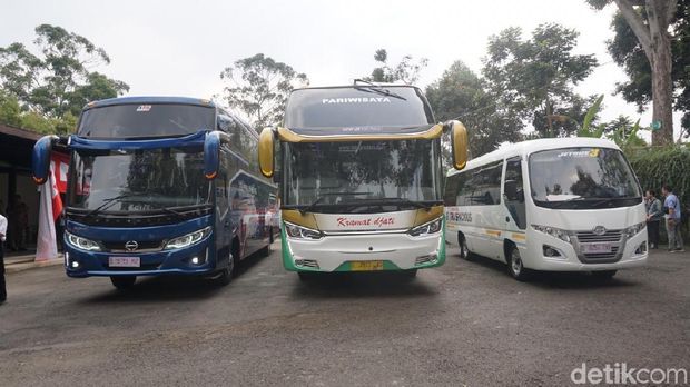 Ilustrasi bus Hino