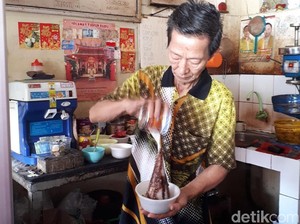 Es Buntin, Es Serut Legendaris Dekat Klenteng Boen Tek Bio