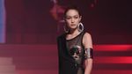 Penampilan Seksi Gigi dan Bella Hadid di Paris Fashion Week