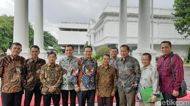Jokowi Minta 2.600 Pasar Bisa Layani Jual Beli Online