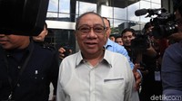 Yance mengaku diperiksa KPK berkaitan dengan kasus dugaan suap terhadap Bupati Indramayu nonaktif Supendi.