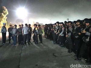Polisi Amankan Area Bentrok Dua Kelompok Massa di Sukabumi