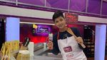 Pose Imut Jirayut, Pedangdut asal Thailand yang Doyan Kuliner Indonesia