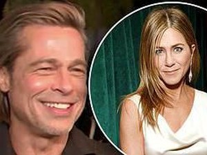 Eaaa... Brad Pitt Kok Malu-malu Ditanya soal Jennifer Aniston?