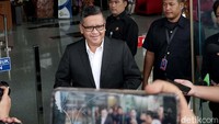 Sebelumnya, Hasto diperiksa 5 jam oleh penyidik KPK terkait kasus suap Harun Masiku.