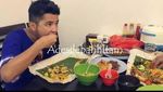 Pose Imut Jirayut, Pedangdut asal Thailand yang Doyan Kuliner Indonesia