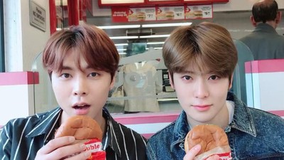 Tampannya Jaehyun NCT Saat Makan Pancake hingga Es krim
