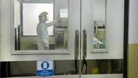 RSHS menyiapkan ruangan inap khusus dengan lima tempat tidur serta Tim Dokter dan petugas medis khusus yang siap siaga jika ada pasien suspek atau terinfeksi Virus Corona. ANTARA FOTO/Novrian Arbi.