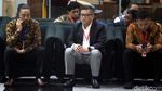Ekspresi Sekjen PDIP Hasto Kristiyanto Saat Akan Diperiksa KPK