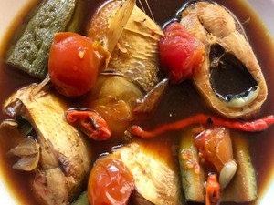 Resep Pindang Bandeng Kuah Kecap yang Asam Segar