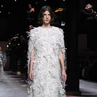 Fashion show koleksi Givenchy Haute Couture Spring 2020 di Paris Fashion Week, Paris, Prancis. [Photo by Pascal Le Segretain/Getty Images].