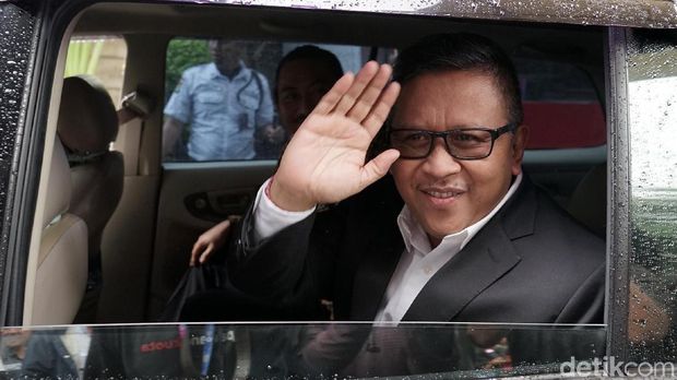 Sekjen PDIP Hasto Kristiyanto selesai menjalani pemeriksaan di gedung KPK, Jakarta, Jumat (24/1/2020). Hasto diperiksa selama lima jam.