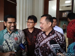 Sambangi Mahfud Md, Komnas HAM Sepakat Selesaikan Semanggi I-II Bersama