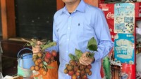 Arya yang memang keturunan Bali ini terbilang eksis di media sosial. Ia punya banyak momen kulineran yang dipamerkan lewat instagramnya. Foto: instagram @aryawedakarna