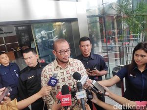 Hasyim Asyari Dicecar Penyidik KPK soal Komunikasi dengan Wahyu Sebelum OTT