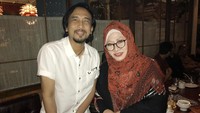 Selain keluarga, nampak pula Piyu Padi yang hadir dalam acara tersebut. Dok. Ist
