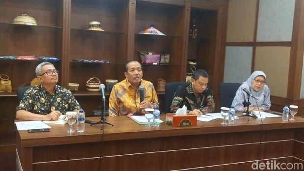 Koperasi Hanson Dibekukan, Miliaran Uang Anggota 'Nyangkut'