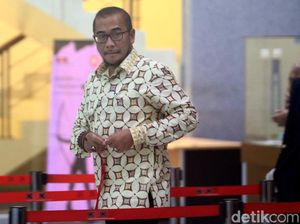 Usai Diperiksa KPK, Komisioner KPU Hasyim Jelaskan PAW Anggota DPR PDIP