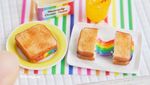 Jangan Terkecoh! 10 Replika Miniatur Kue Cantik Ini Persis Aslinya