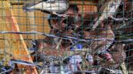 Tradisi Melepas Burung Pipit Saat Imlek