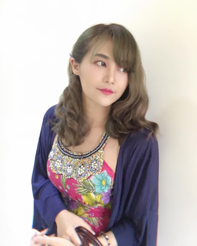 “Saya tidak perlu mengubah cara saya berpakaian, yang paling penting adalah bagaimana saya melayani,” jelasnya. Foto: Facebook Lai Pin Yu