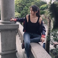 Di luar kehidupan politiknya, Lai Pin Yu dikenal secara luas dengan tokoh cosplaynya. Ia cukup populer di media sosial dan memiliki 71 ribu lebih penggemar di Facebook. Foto: Facebook Lai Pin Yu