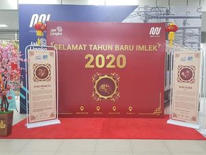 Kemeriahan Imlek Juga Hadir di Stasiun MRT