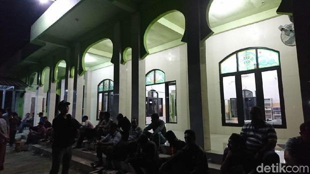 Kaca Masjid Pecah Akibat Ribut di Percut Sei Tuan Sumut, Polisi Buru Pelaku