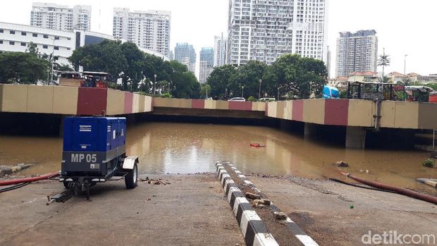 Banjir di Underpass Kemayoran.