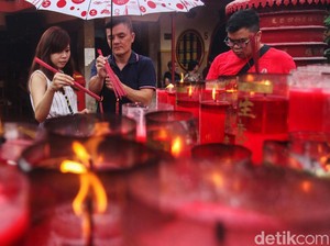 Kenapa Saat Imlek Hampir Selalu Hujan? Begini Penjelasannya