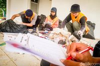 Plastik Bekas Cimol dan Cilok Dominasi Sampah di CFD Karangpawitan Karawang