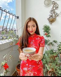 Dear Jomblo! Ada Jasa Sewa Pacar untuk Imlek Nih, Perjam Rp 1 Juta