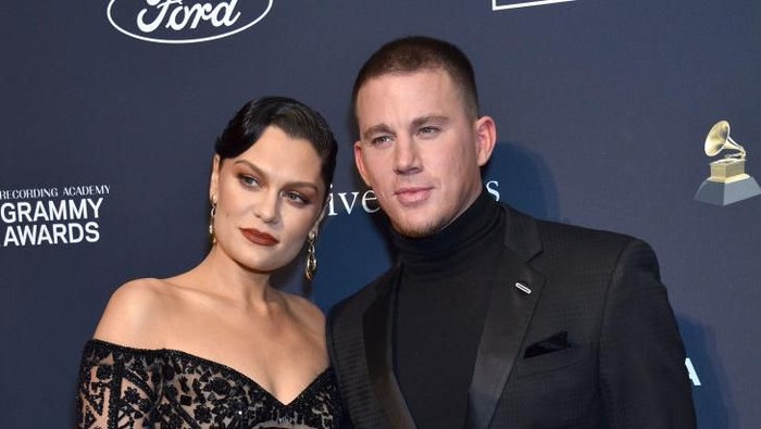 BEVERLY HILLS, CALIFORNIA - JANUARY 25: (L-R) Jessie J and Channing Tatum attend the Pre-GRAMMY Gala and GRAMMY Salute to Industry Icons Honoring Sean Diddy Combs on January 25, 2020 in Beverly Hills, California. (Photo by Gregg DeGuire/Getty Images for The Recording Academy)