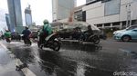 Luapan Misterius bak Mata Air di Jalan MH Thamrin