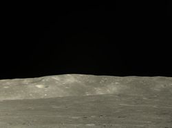 Sisi Terjauh Bulan yang Belum Pernah Dipotret