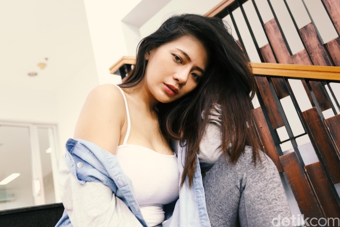 Berlliana Lovell Berlliana Lovell saat ditemui di kediamannya.