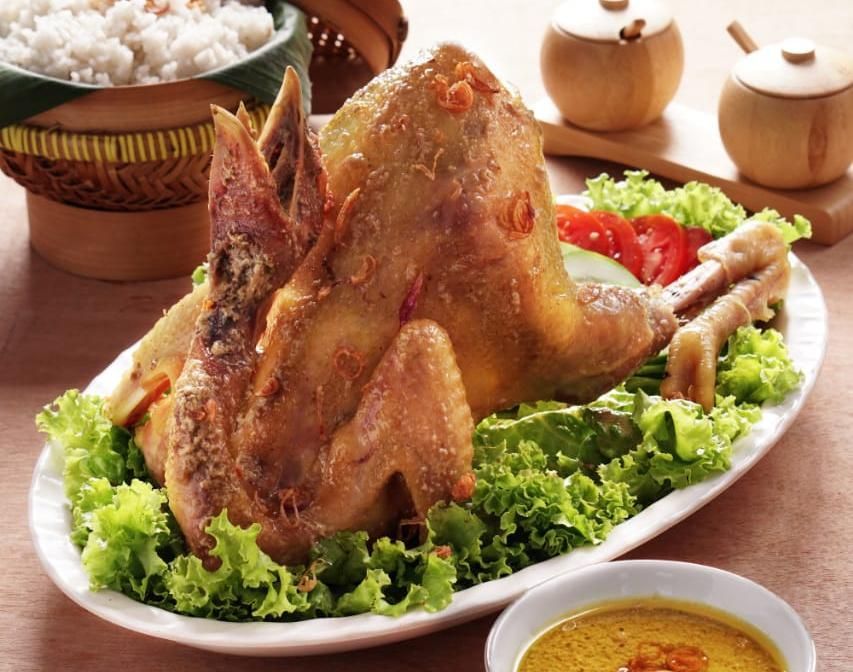 Jokowi makan ayam ingkung