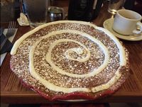 Wouw! Pancake Raksasa Ini Lebih Besar dari Kepala Manusia