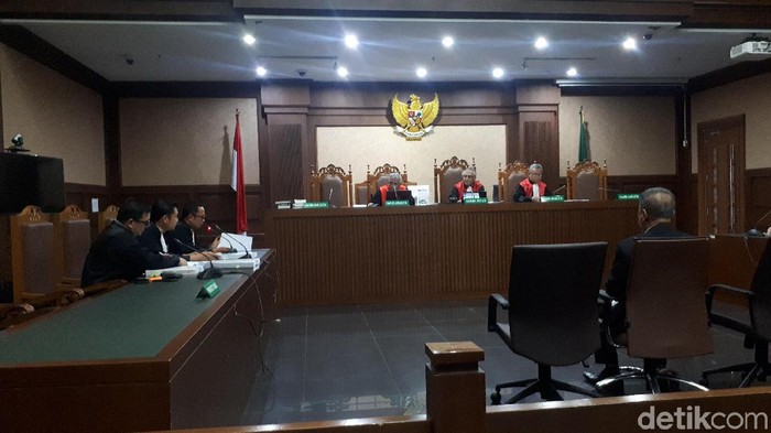 Kasus Suap Eks Gubernur Kepri, Pengusaha Kock Meng Dituntut 2 Tahun Bui
