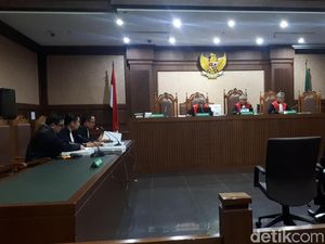 Kasus Suap Eks Gubernur Kepri, Pengusaha Kock Meng Dituntut 2 Tahun Bui
